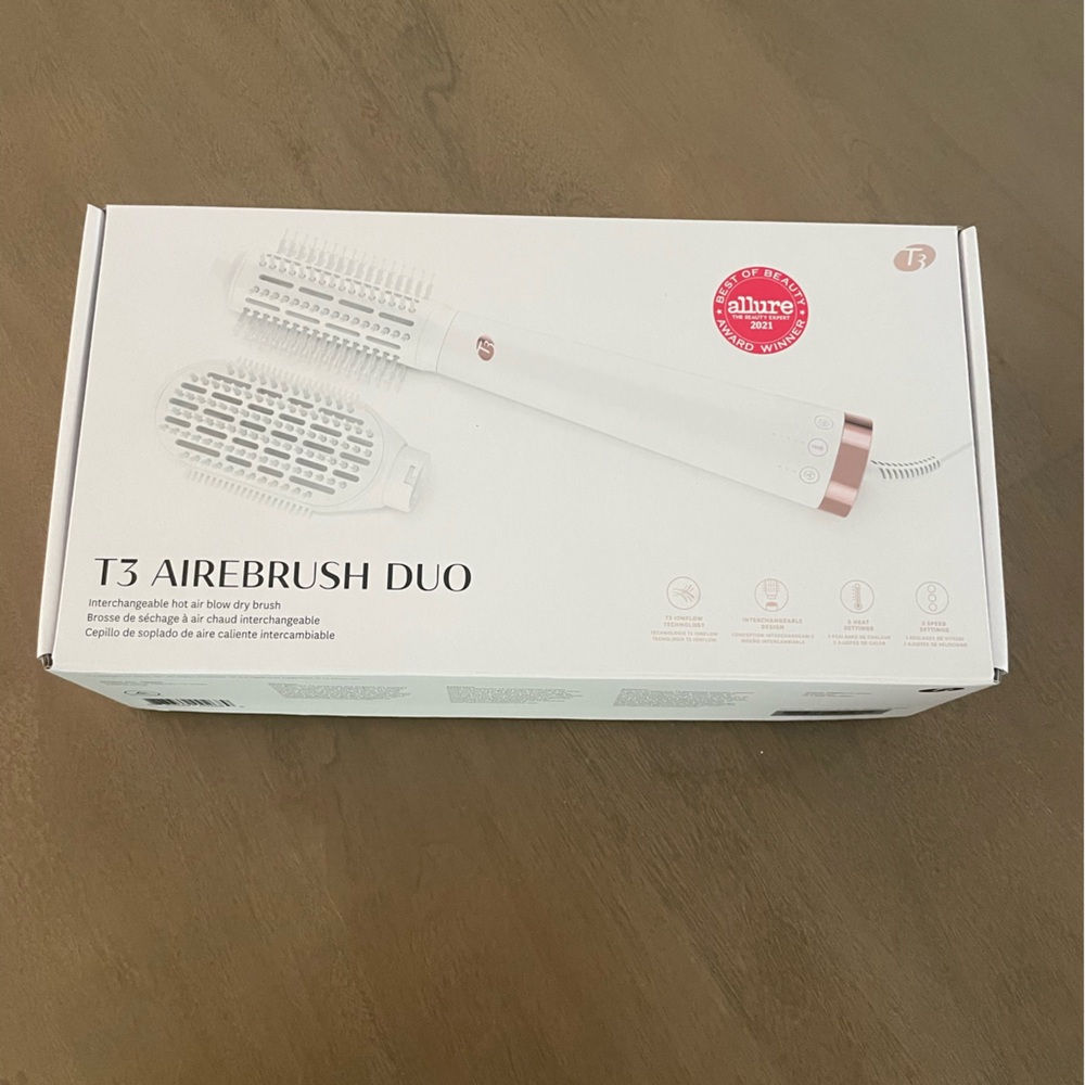 T3 Blow Dry Brush. Brand new.